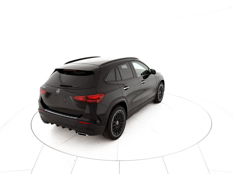 Mercedes GLA 180 Automatic benzina nero