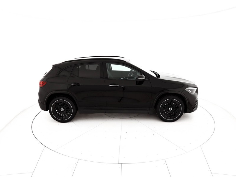 Mercedes GLA 180 Automatic benzina nero