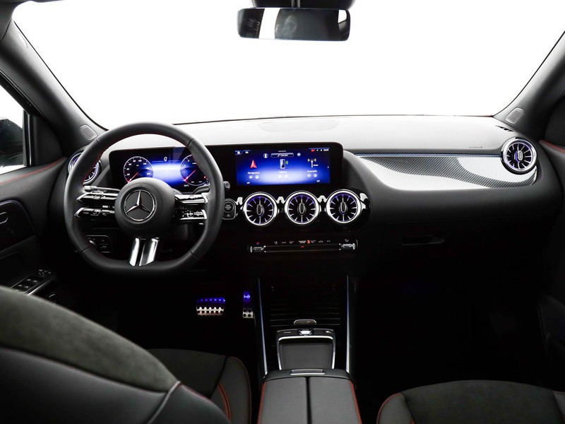 Mercedes GLA 180 Automatic benzina nero