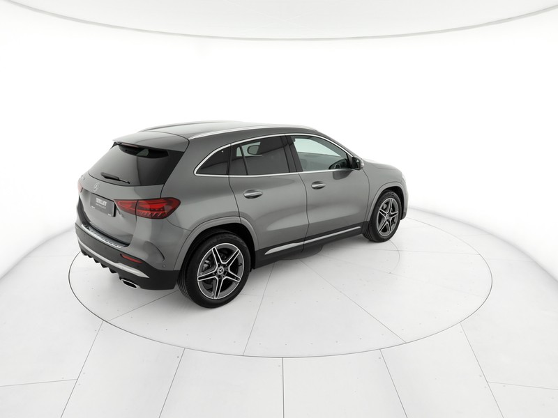 Mercedes GLA 180 d amg line advanced plus auto diesel grigio