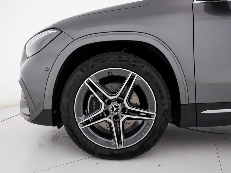 Mercedes GLA 180 d amg line advanced plus auto diesel grigio