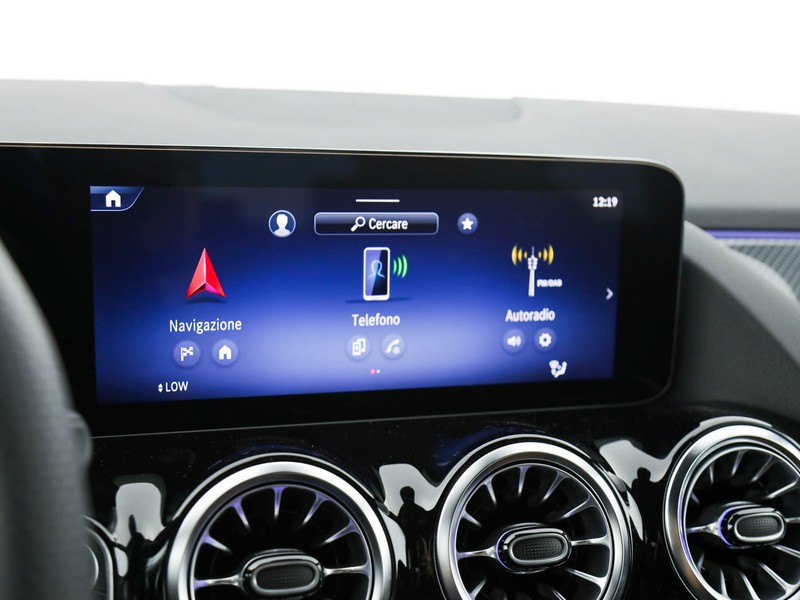 Mercedes GLA 180 d amg line advanced plus auto diesel grigio