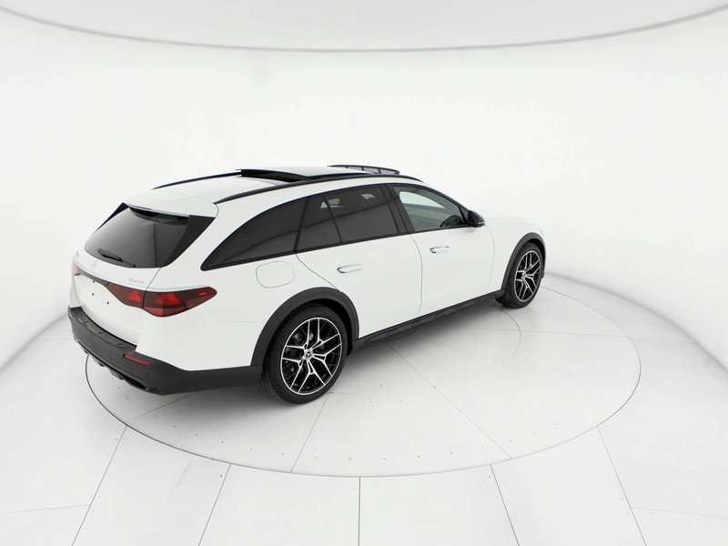 Mercedes Classe E SW All-Terrain E 220 d 4MATIC All Terrain  bianco
