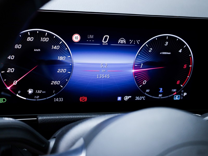 Mercedes GLA 180 d amg line advanced plus auto diesel nero