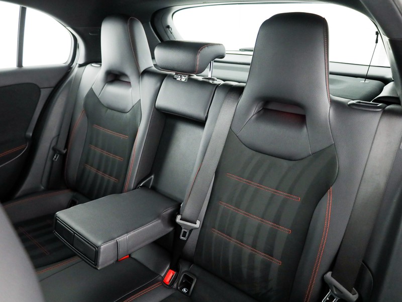 Mercedes Classe A 180 d premium auto diesel blu/azzurro