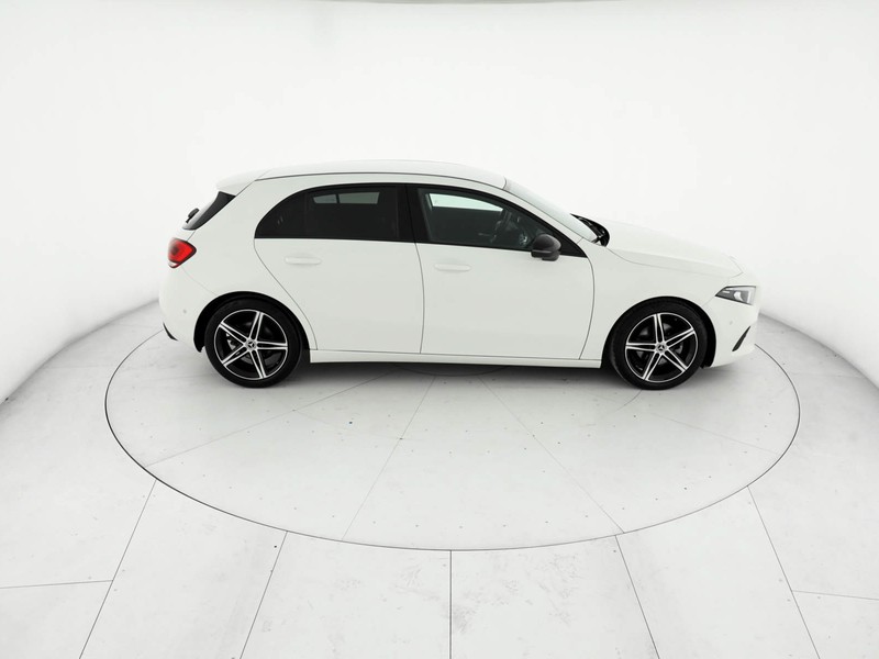 Mercedes Classe A 180 d sport auto diesel bianco