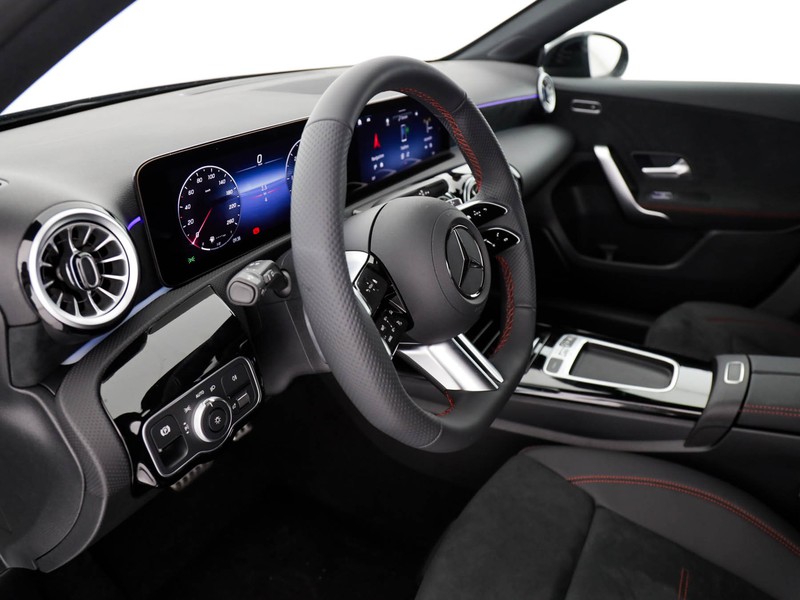 Mercedes Classe A 180 d amg line extra auto diesel nero