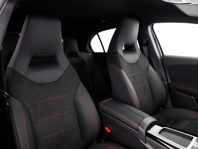 Mercedes Classe A 180 d amg line extra auto diesel nero