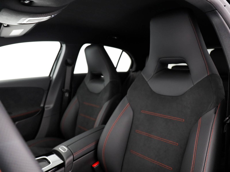 Mercedes Classe A 180 d amg line extra auto diesel nero