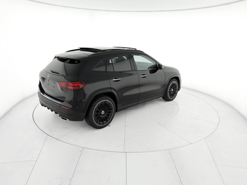 Mercedes GLA 200 d automatic diesel nero
