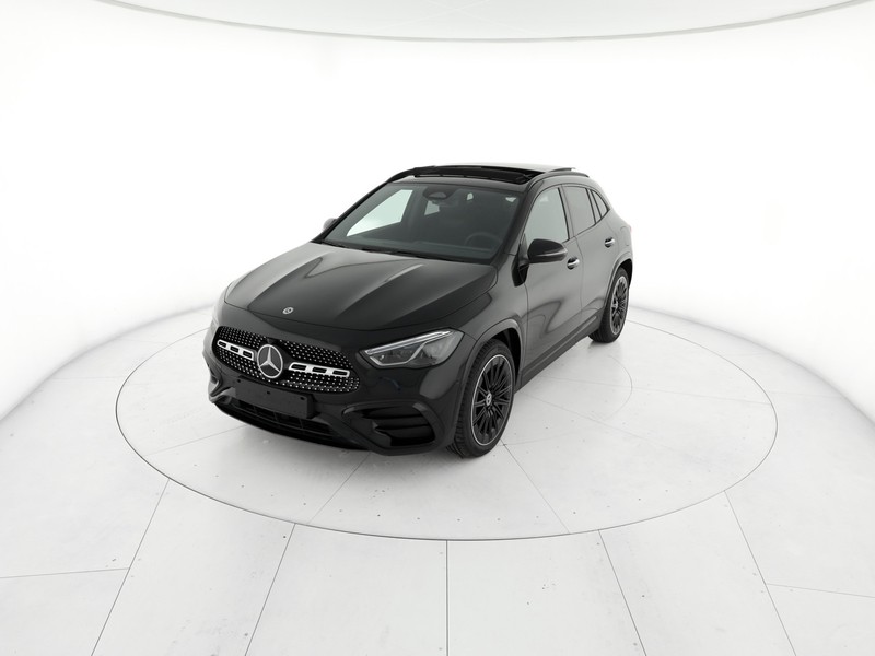 Mercedes GLA 200 d automatic diesel nero