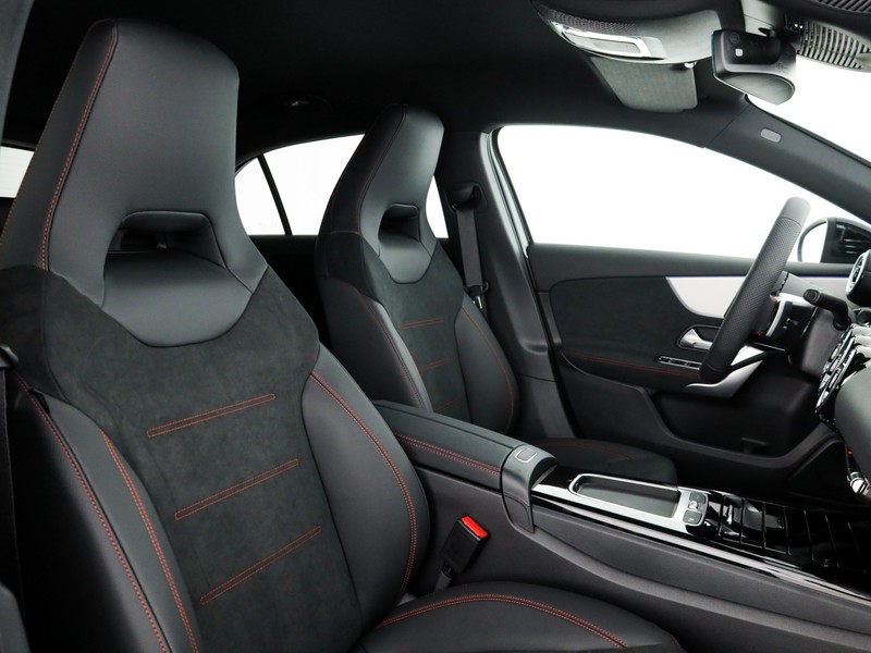 Mercedes Classe A 180 d amg line extra auto diesel grigio