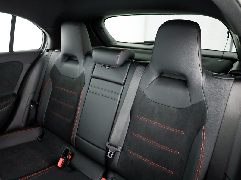 Mercedes Classe A 180 d amg line extra auto diesel grigio