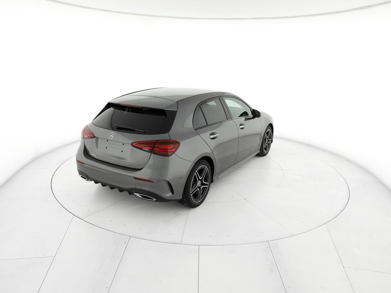 Mercedes Classe A 180 d amg line extra auto diesel grigio