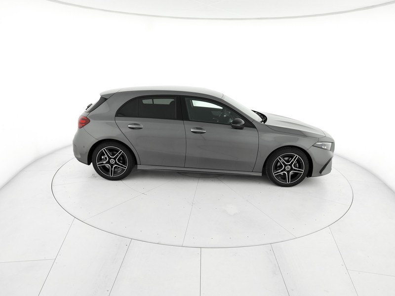 Mercedes Classe A 180 d amg line extra auto diesel grigio