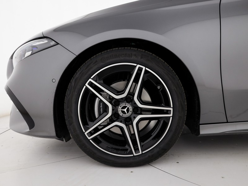 Mercedes Classe A 180 d amg line extra auto diesel grigio