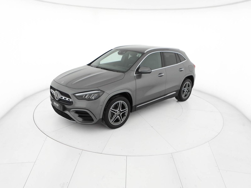 Mercedes GLA - foto 2