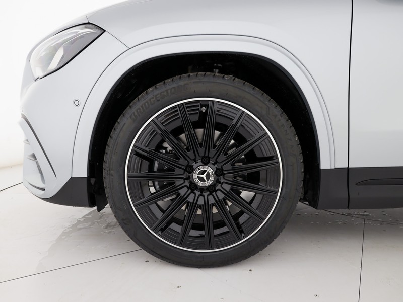 Mercedes GLA 200 d amg line extra auto diesel argento
