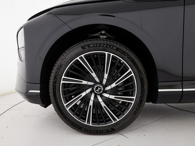 XPENG G9 94,6 kwh long range rwd elettrica nero