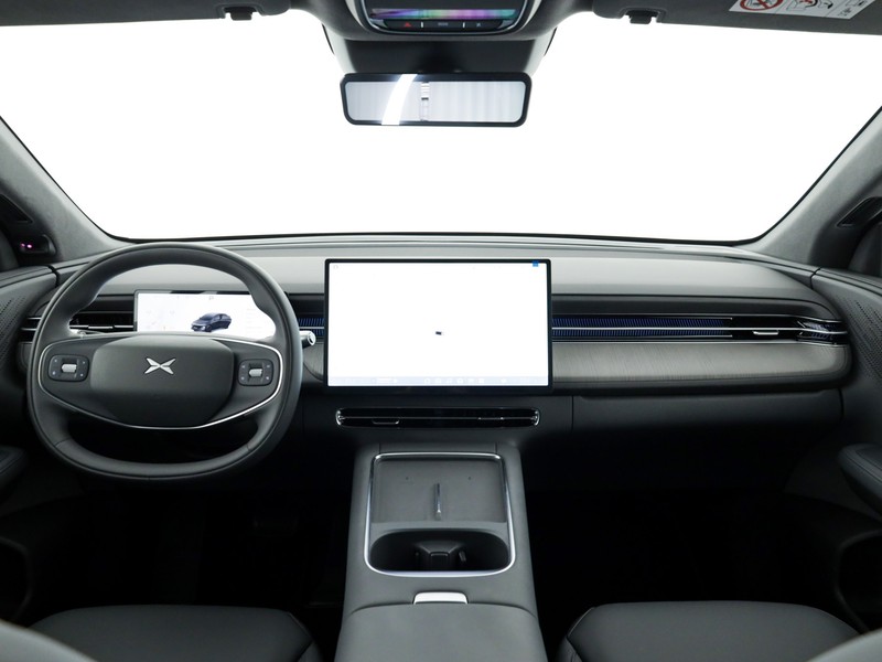 XPENG G9 94,6 kwh performance awd elettrica nero