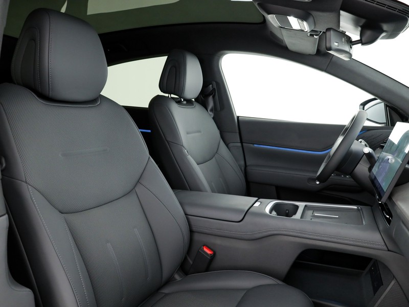 XPENG G9 94,6 kwh performance awd elettrica nero