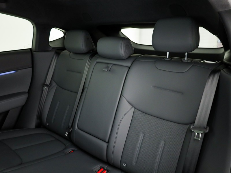XPENG G9 94,6 kwh performance awd elettrica nero