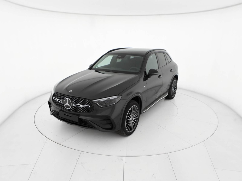 Mercedes GLC 300 de 4MATIC con tecnologia ibrida EQ  grigio
