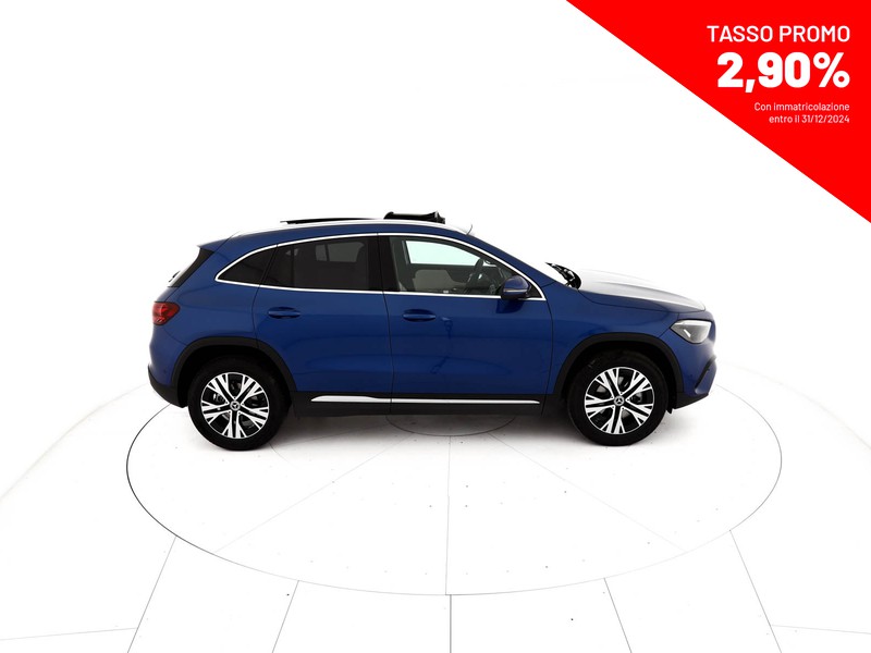 Mercedes GLA 180 d progressive advanced auto diesel blu/azzurro