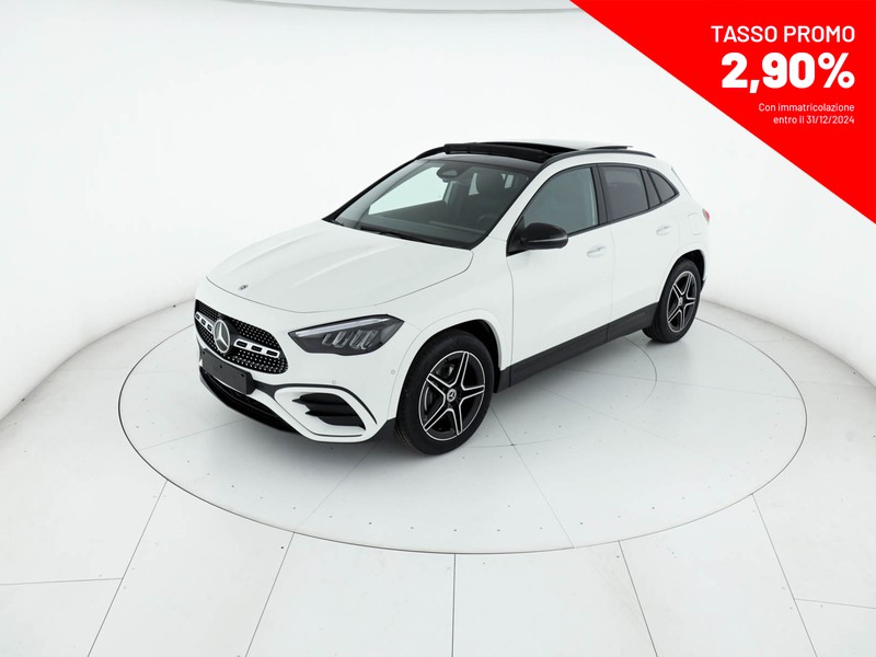 Mercedes GLA 180 amg line advanced plus auto benzina bianco