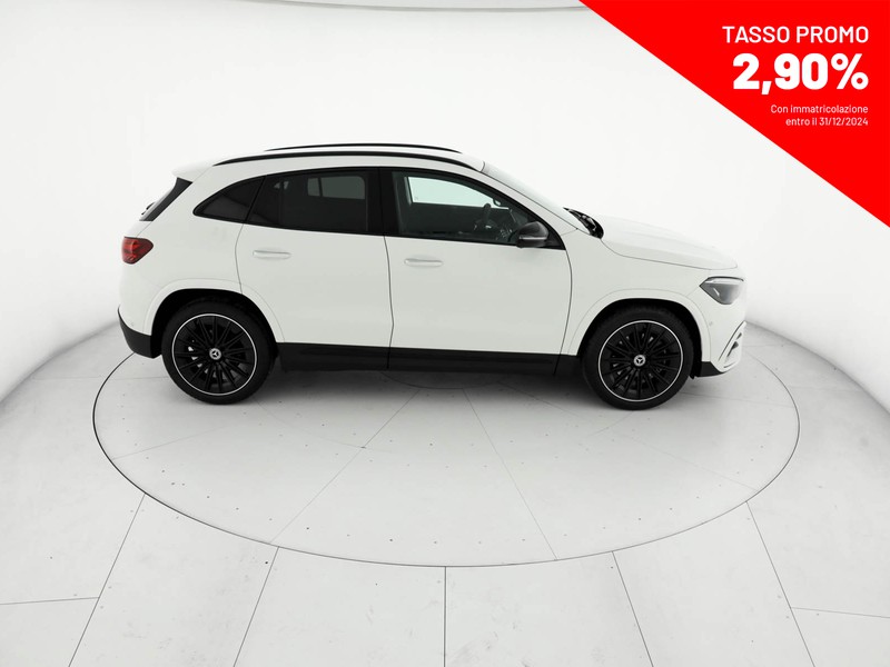 Mercedes GLA 180 d amg line advanced plus auto diesel bianco