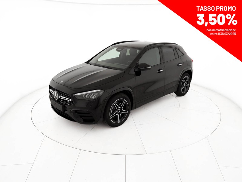 Mercedes GLA 180 amg line advanced plus auto benzina nero