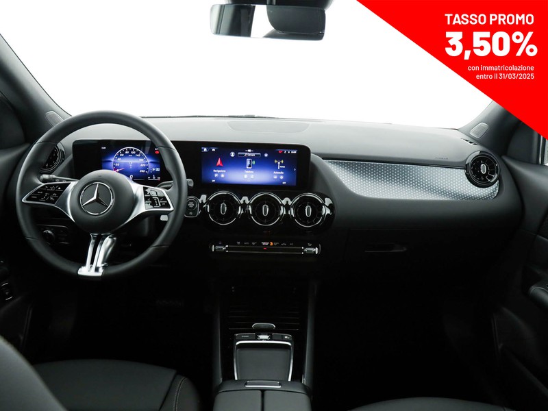 Mercedes GLA 180 d advanced auto diesel bianco