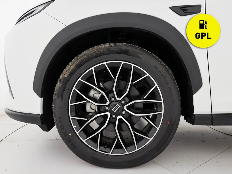 Sportequipe 8 GT gt 1.6 t-gdi gpl 177cv dct gpl bianco