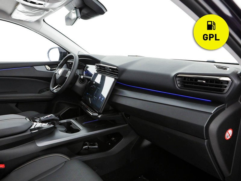 Sportequipe 8 GT gt 1.6 t-gdi gpl 177cv dct gpl bianco