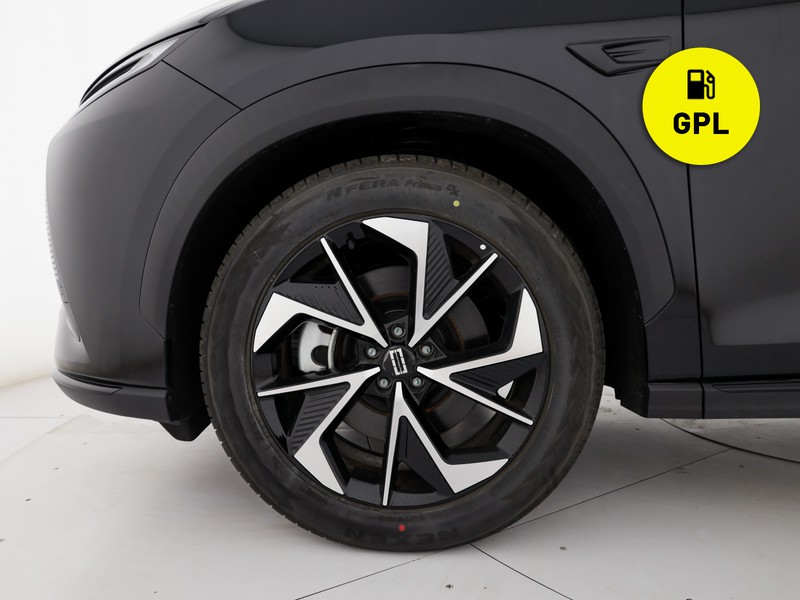 Sportequipe 8 GT SPORTEQUIPE 2.0 AWD BENZINA/GPL 7 POSTI  nero