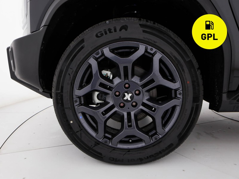 ICH-X K3 ICH-X 2.0 BENZINA/GPL AWD  nero