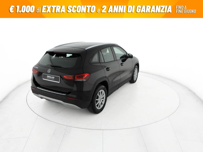 Mercedes GLA 180 d business extra auto diesel nero