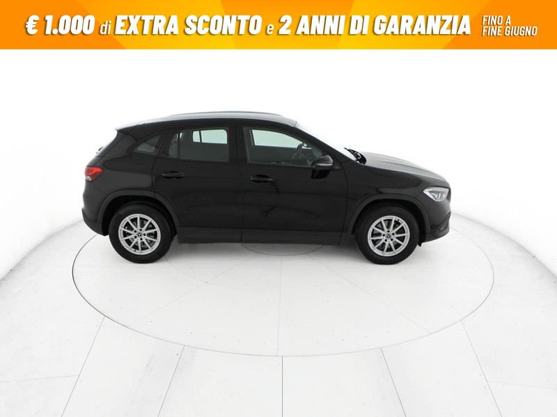 Mercedes GLA 180 d business extra auto diesel nero