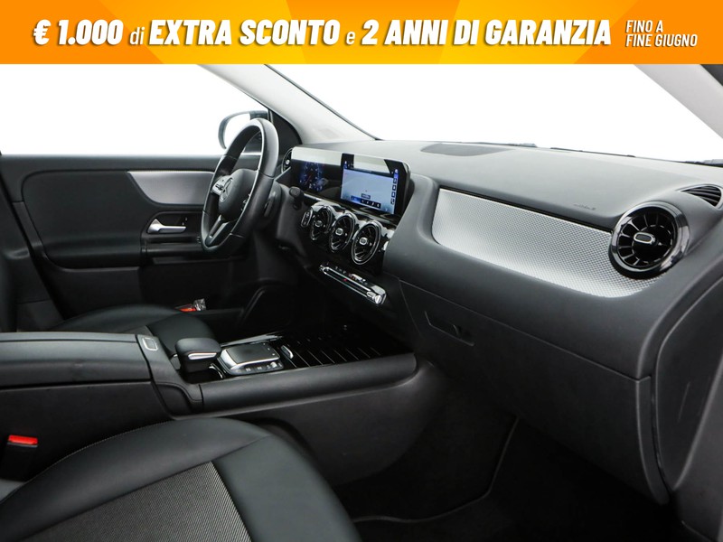 Mercedes GLA 180 d business extra auto diesel nero