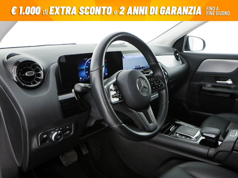 Mercedes GLA 180 d business extra auto diesel nero