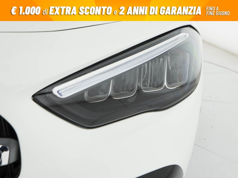 Mercedes GLA 180 d progressive advanced auto diesel bianco