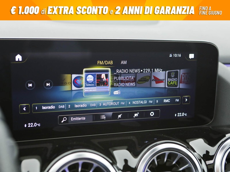 Mercedes GLA 200 d premium auto diesel bianco