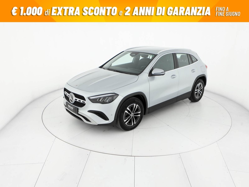 Mercedes GLA 180 d advanced auto diesel grigio