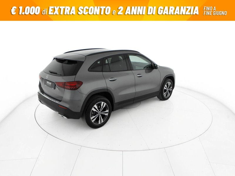 Mercedes GLA 180 d progressive advanced auto diesel grigio