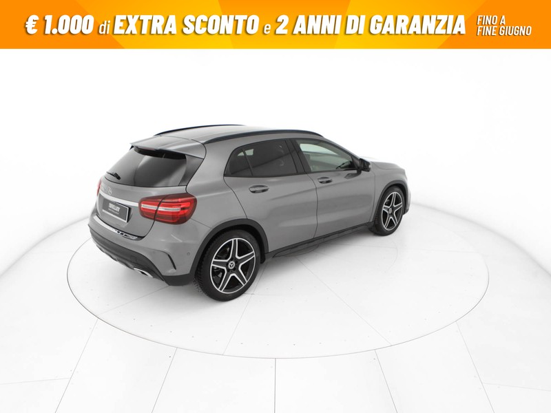 Mercedes GLA 200 d premium auto