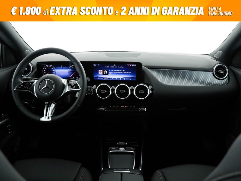 Mercedes GLA 180 d progressive advanced auto diesel nero