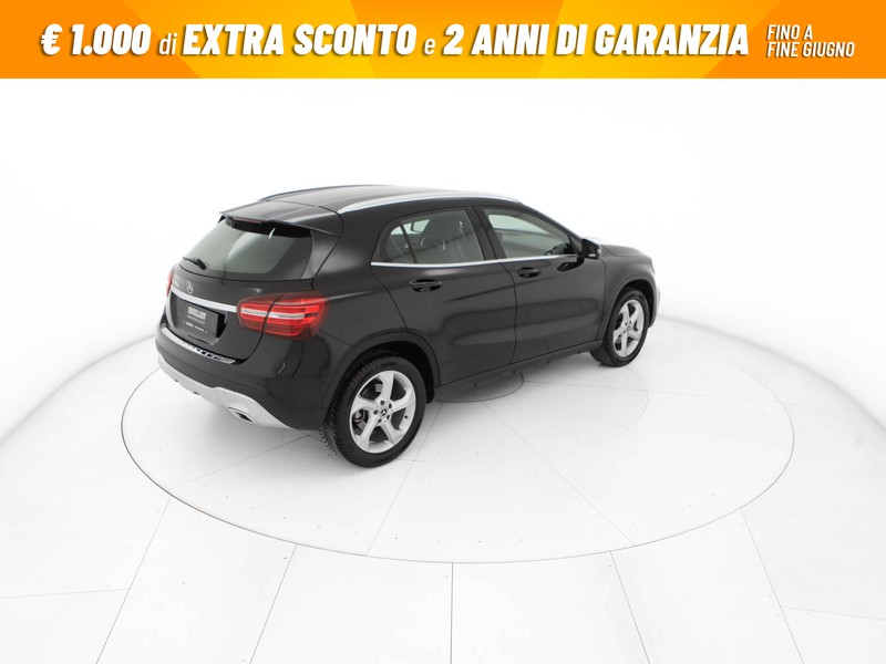 Mercedes GLA 180 d sport auto