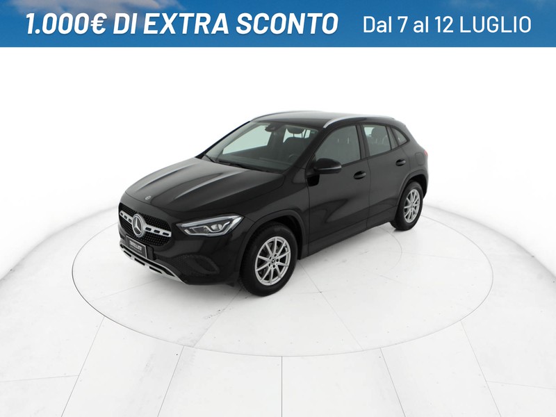 Mercedes GLA 180 d business extra auto
