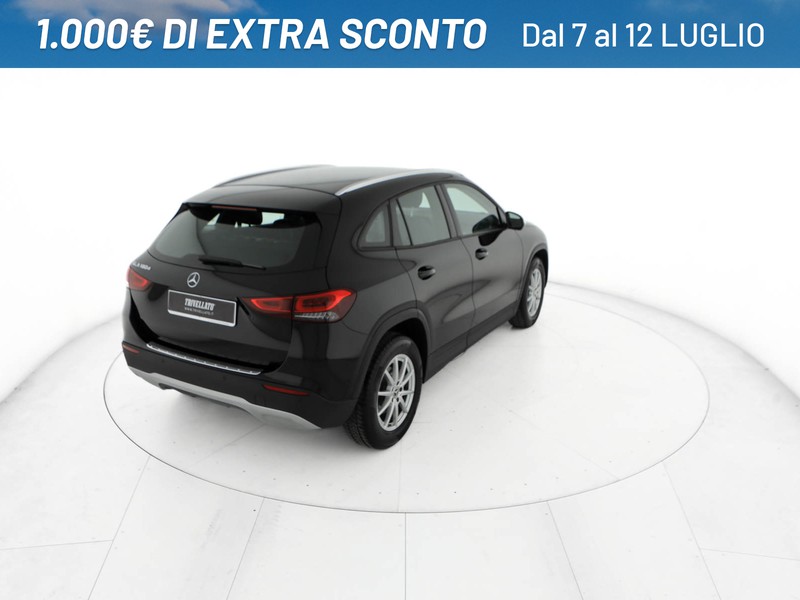 Mercedes GLA 180 d business extra auto
