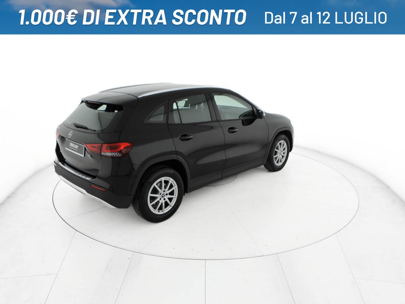 Mercedes GLA 180 d business extra auto